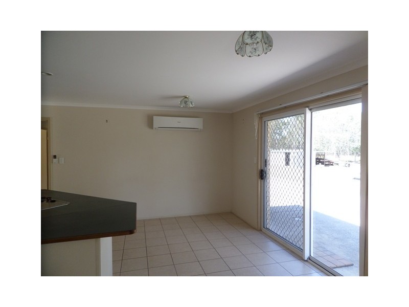 5 LEWIS COURT, Lockyer Waters QLD 4311