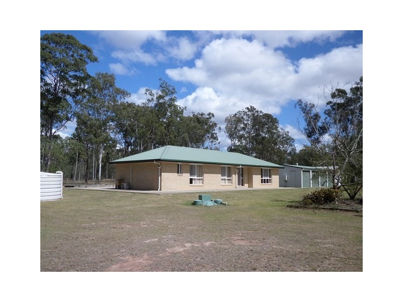 5 LEWIS COURT, Lockyer Waters QLD 4311