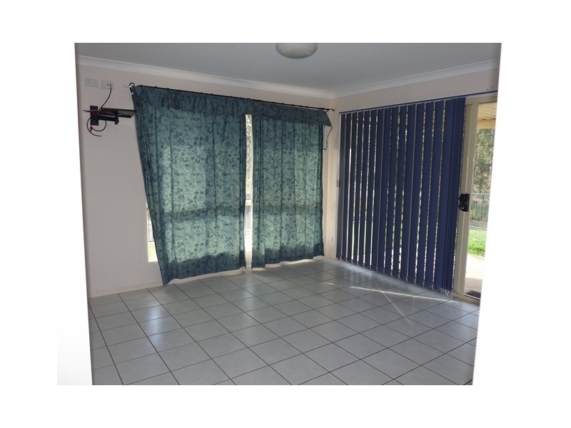 25 DAVIS CRESCENT, Gatton QLD 4343