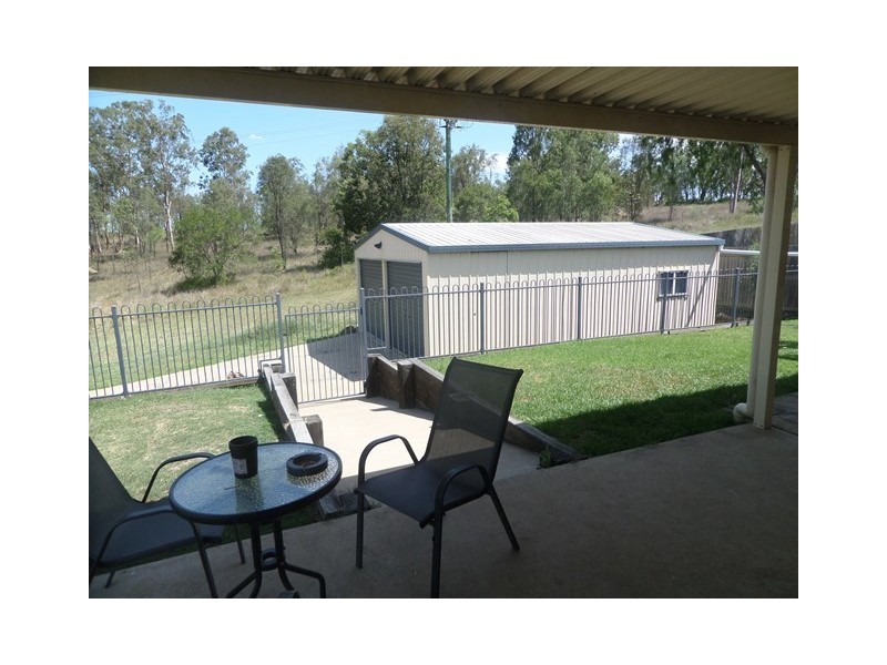 25 DAVIS CRESCENT, Gatton QLD 4343