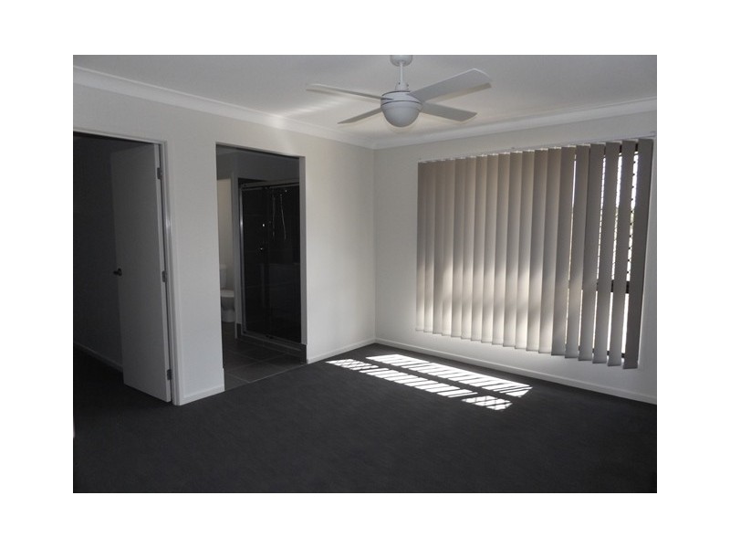 8 REGENT COURT, Regency Downs QLD 4341