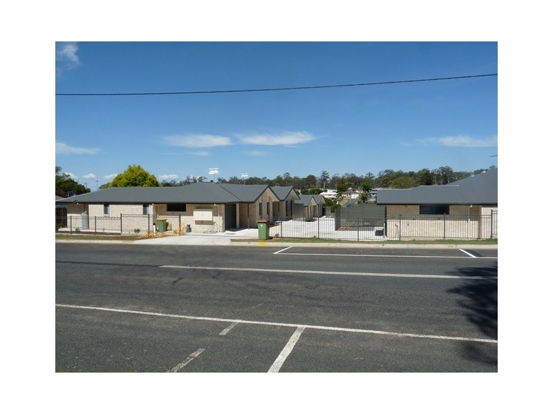 8/6 Jensen St, Gatton QLD 4343