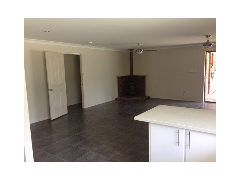 44 Velvet Street, Pine Mountain QLD 4306