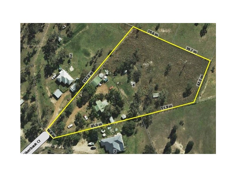 4 SILVERBANK COURT, Lockrose QLD 4342