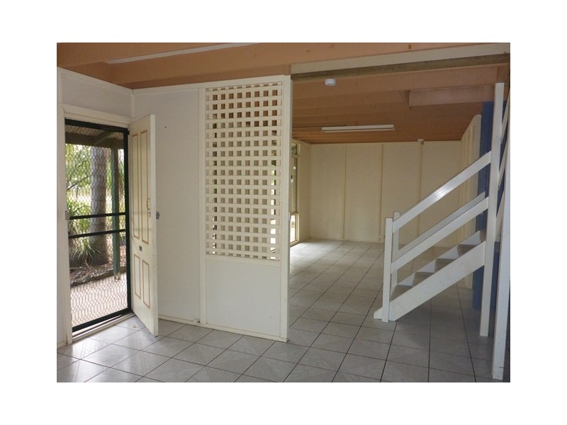 4 SILVERBANK COURT, Lockrose QLD 4342