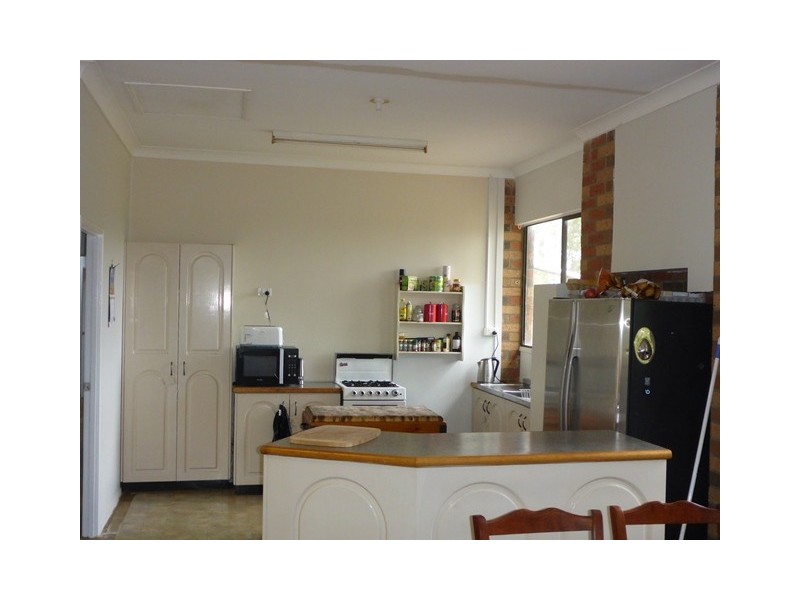 84 BARTLEYS ROAD, Spring Creek QLD 4343