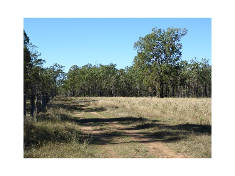 84 BARTLEYS ROAD, Spring Creek QLD 4343