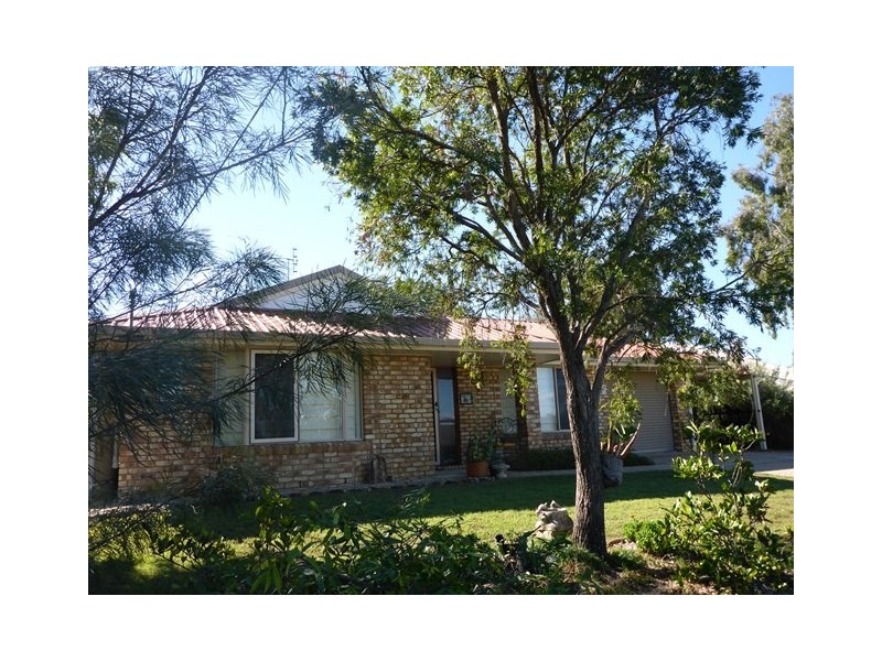24 Fitzgerald St, Gatton QLD 4343