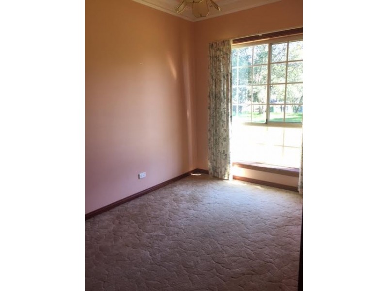 30 Jarvis Street, Thirlmere NSW 2572