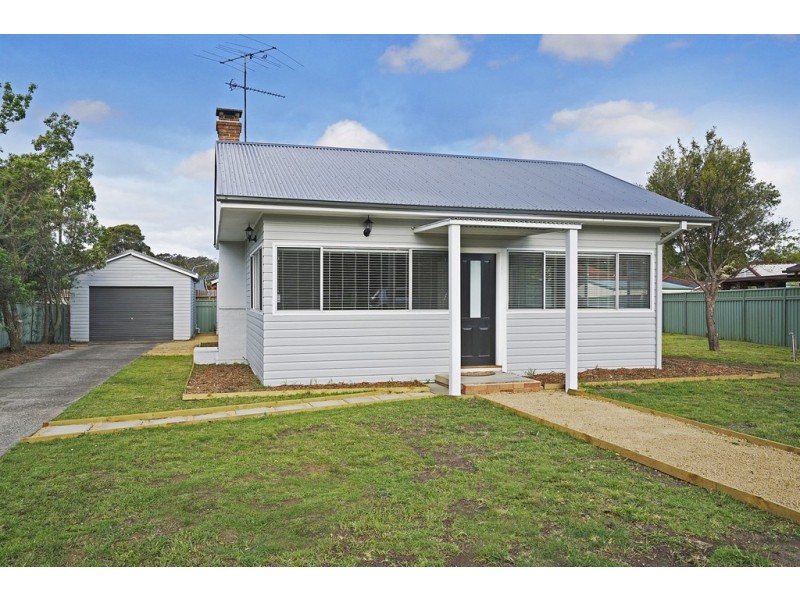 319 Thirlmere Way, Thirlmere NSW 2572