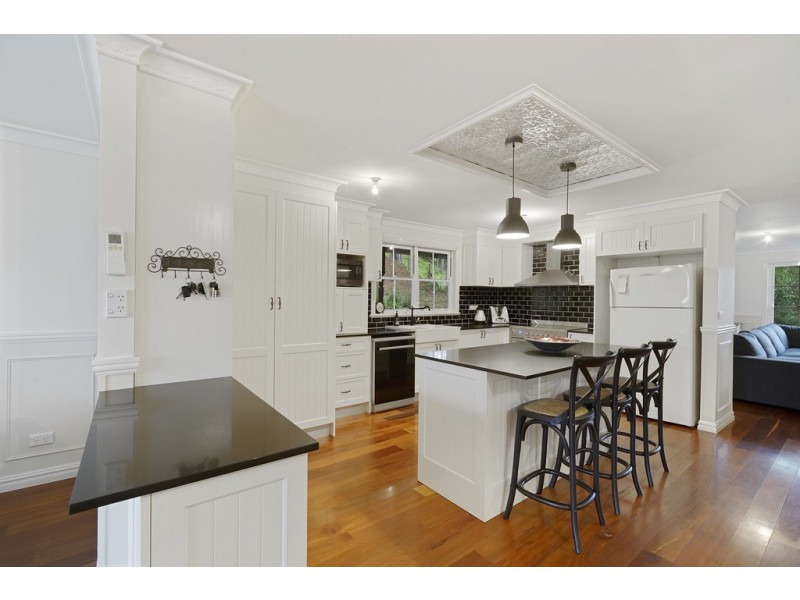 86 Menangle Street, Picton NSW 2571