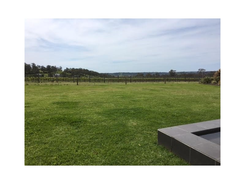 11 THE GRANGE, Picton NSW 2571