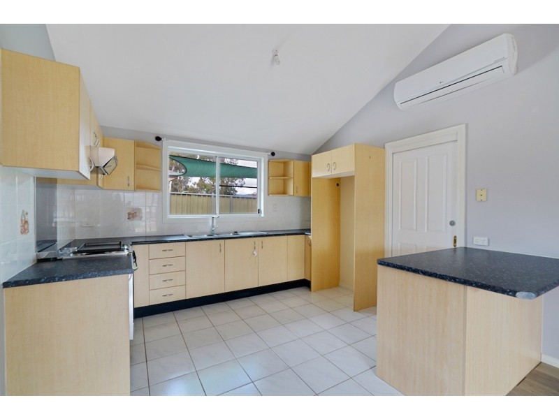 8/25-33 Abelia Street, Tahmoor NSW 2573