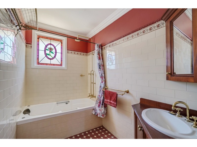 25 CARLTON ROAD, Thirlmere NSW 2572