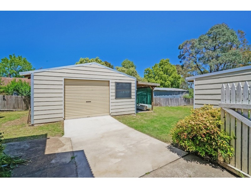 25 CARLTON ROAD, Thirlmere NSW 2572
