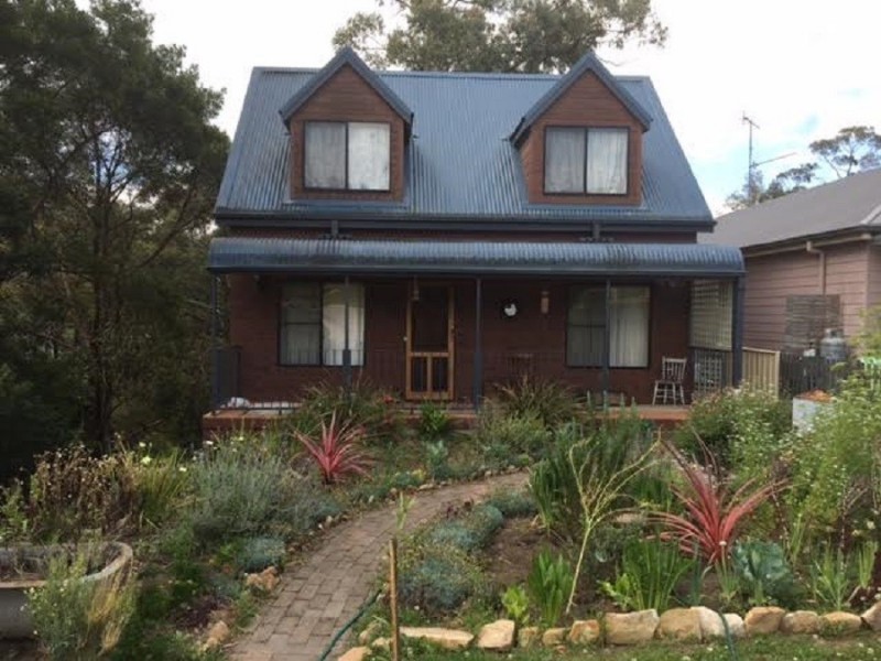 8A Wallaroo Road, Buxton NSW 2571