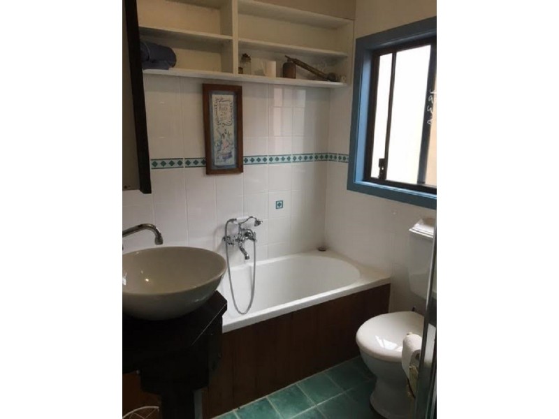 8A Wallaroo Road, Buxton NSW 2571