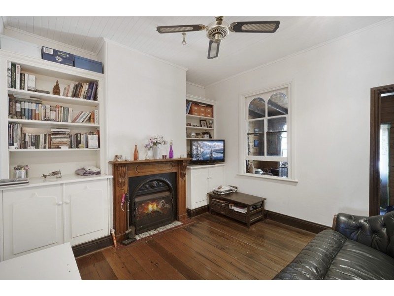 415 Thirlmere Way, Thirlmere NSW 2572