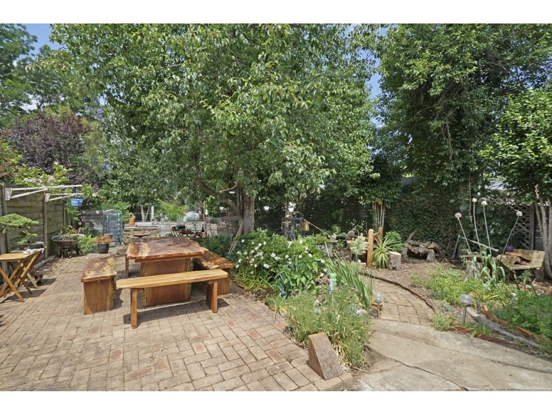 415 Thirlmere Way, Thirlmere NSW 2572