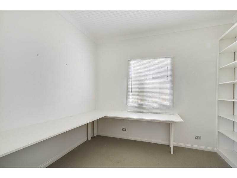 355 Argyle Street, Picton NSW 2571