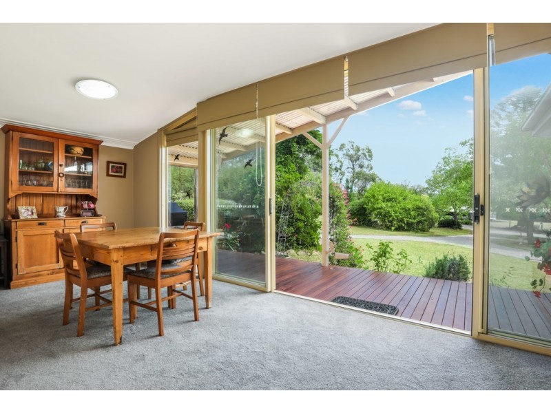 12 Molls Lane, Thirlmere NSW 2572