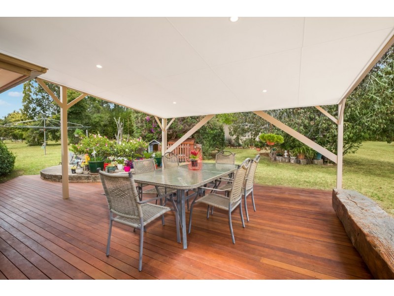 12 Molls Lane, Thirlmere NSW 2572