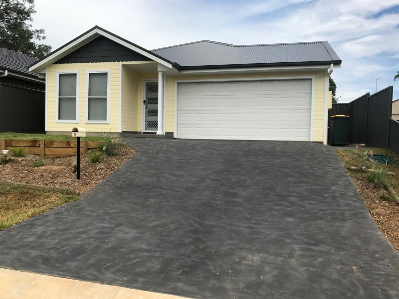 39 Kurrajong Crescent, Tahmoor NSW 2573