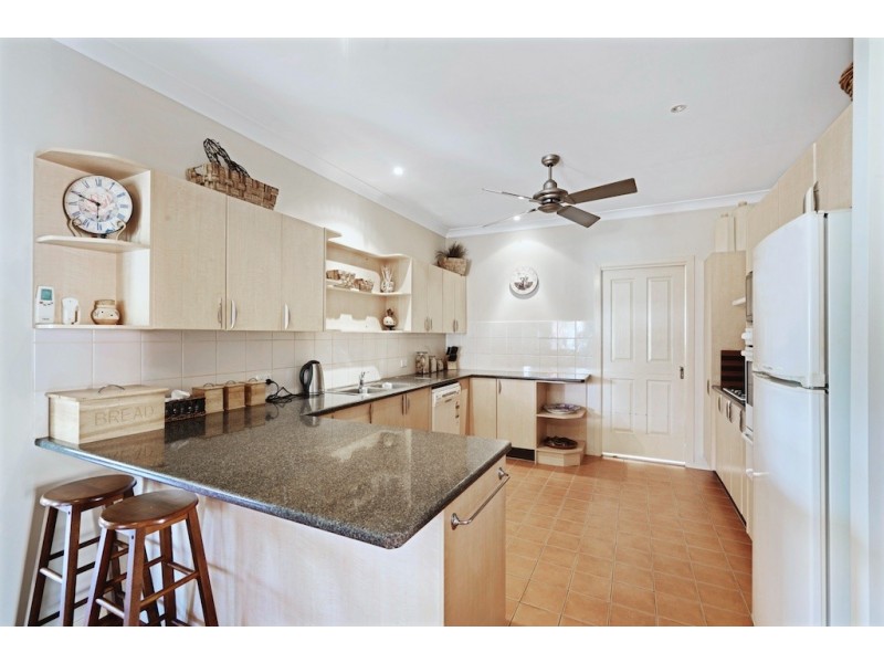 17D BARBOUR ROAD, Thirlmere NSW 2572