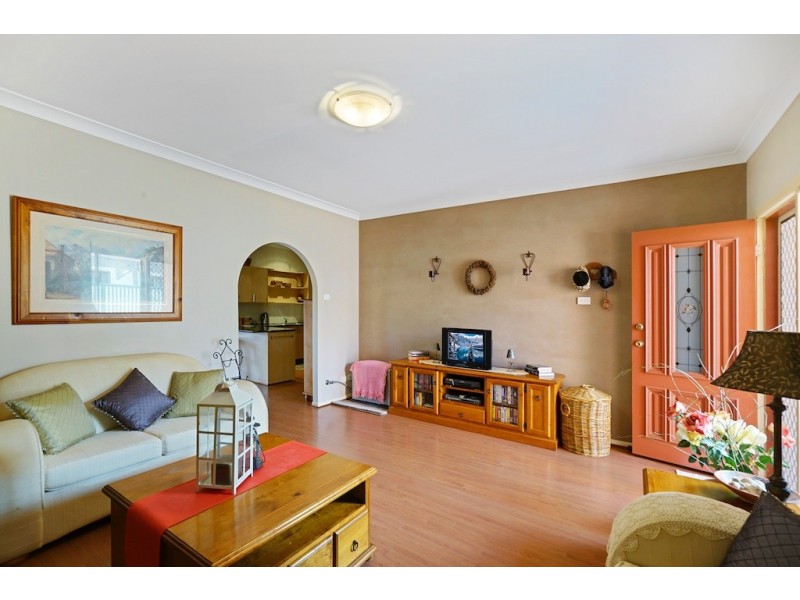 17D BARBOUR ROAD, Thirlmere NSW 2572