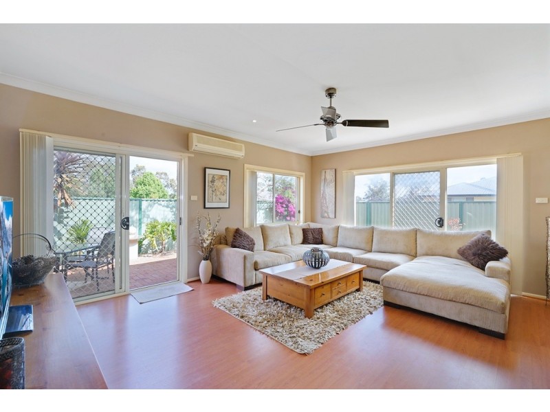 17D BARBOUR ROAD, Thirlmere NSW 2572
