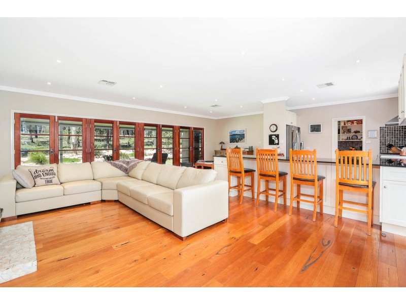 383 PHEASANTS NEST ROAD, Pheasants Nest NSW 2574