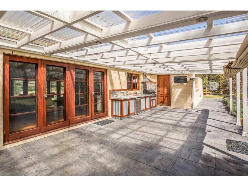 383 PHEASANTS NEST ROAD, Pheasants Nest NSW 2574