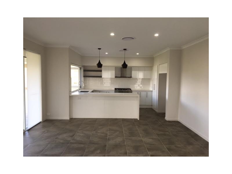 34 FAIRWAY DRIVE, Wilton NSW 2571