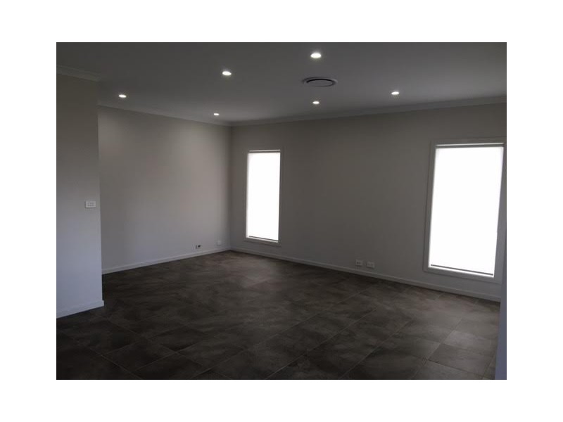 34 FAIRWAY DRIVE, Wilton NSW 2571