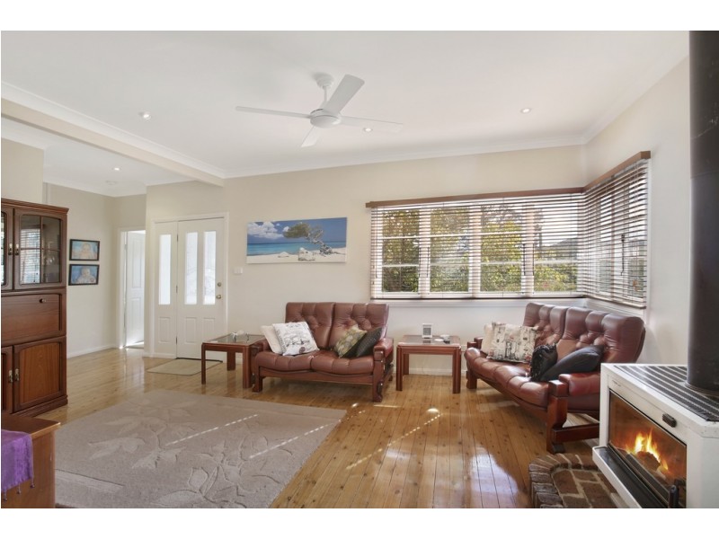 11 Prince Street, Picton NSW 2571