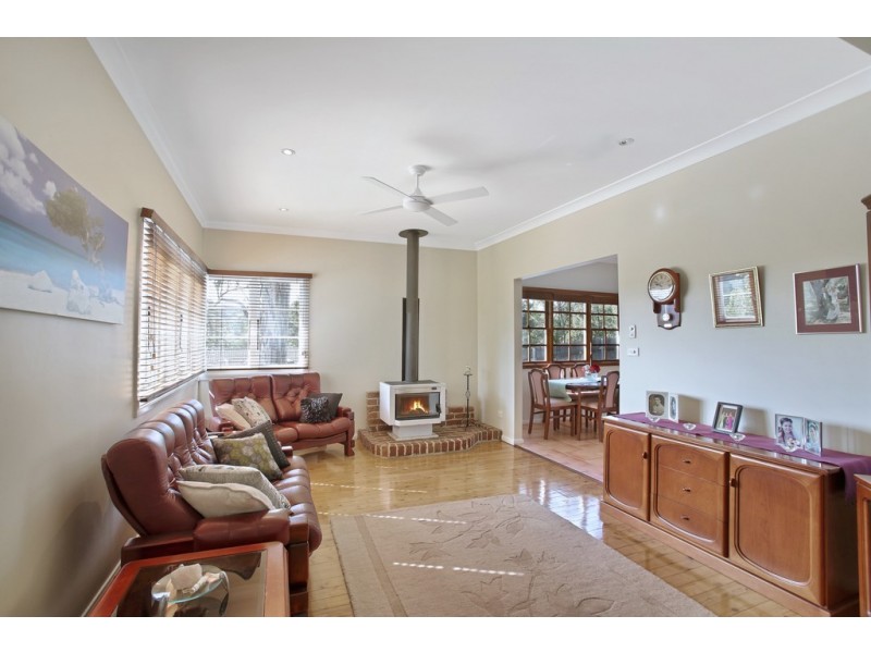 11 Prince Street, Picton NSW 2571
