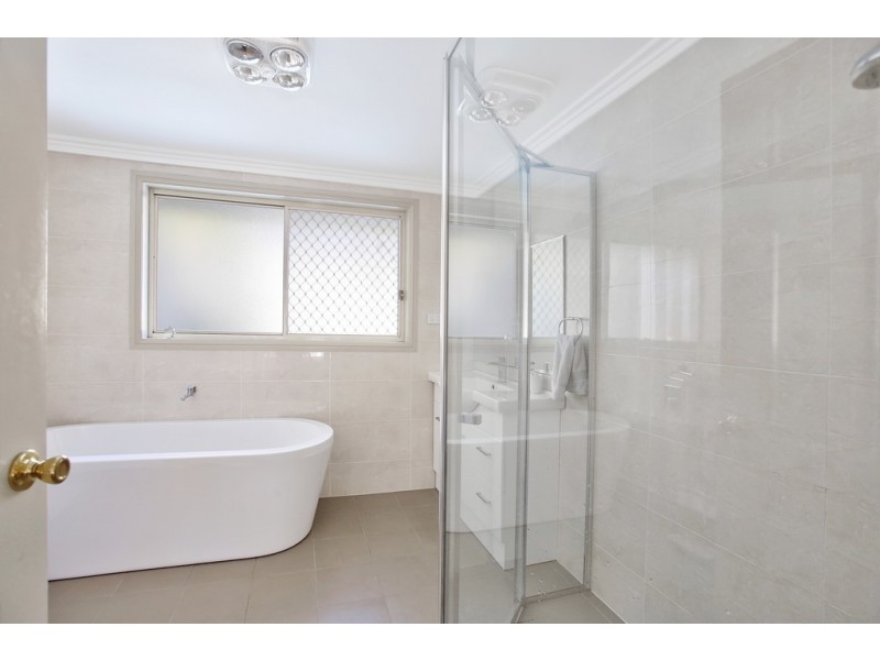 20 ALBERT AVENUE, Thirlmere NSW 2572