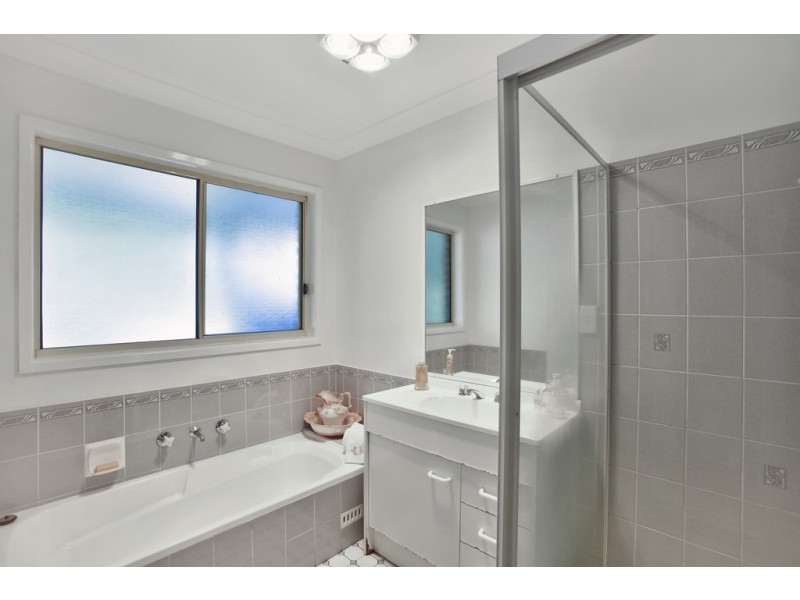 6 Wren Place, Thirlmere NSW 2572