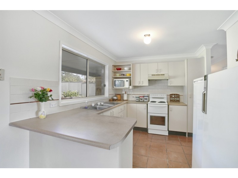 6 Wren Place, Thirlmere NSW 2572