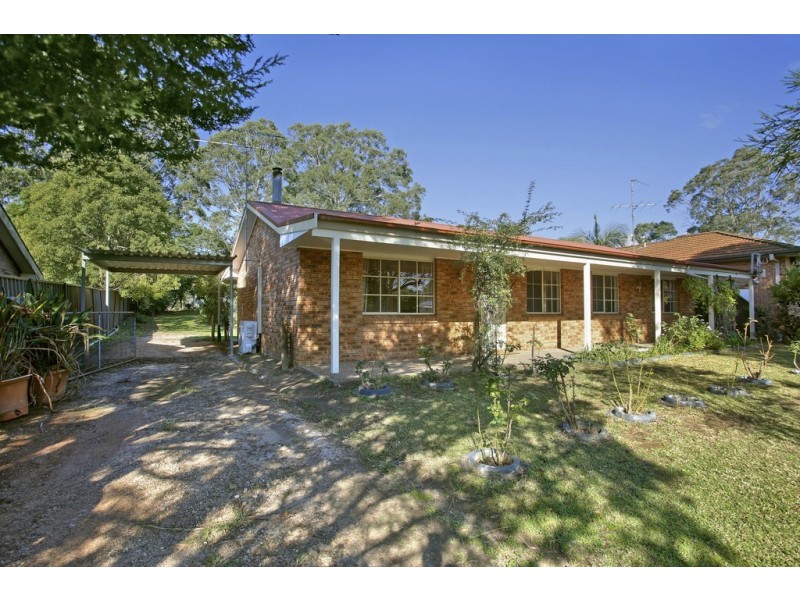 6 Wren Place, Thirlmere NSW 2572