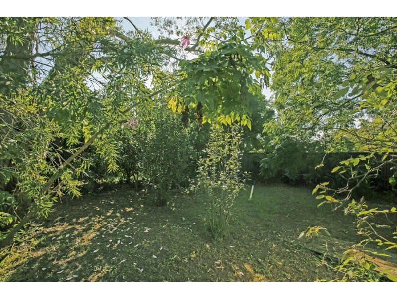 6 Wren Place, Thirlmere NSW 2572