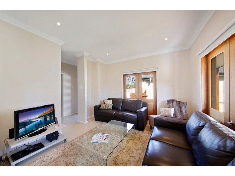 2/ 30 WILD STREET, Picton NSW 2571
