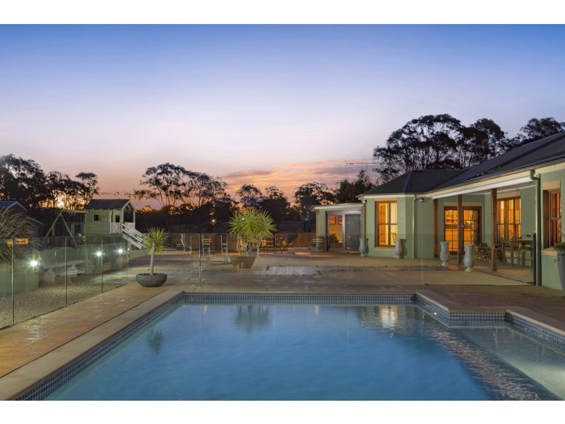 10 Hinkler Avenue, Bargo NSW 2574