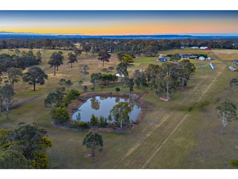 10 Hinkler Avenue, Bargo NSW 2574