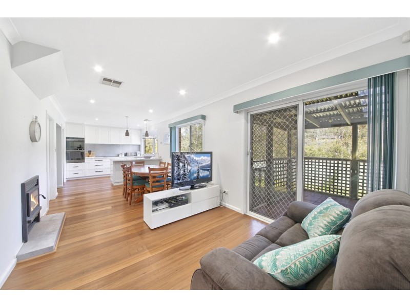 26 Campbell Street, Picton NSW 2571