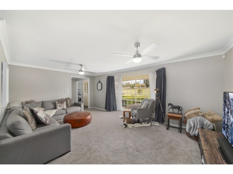 69 TAHMOOR ROAD, Tahmoor NSW 2573