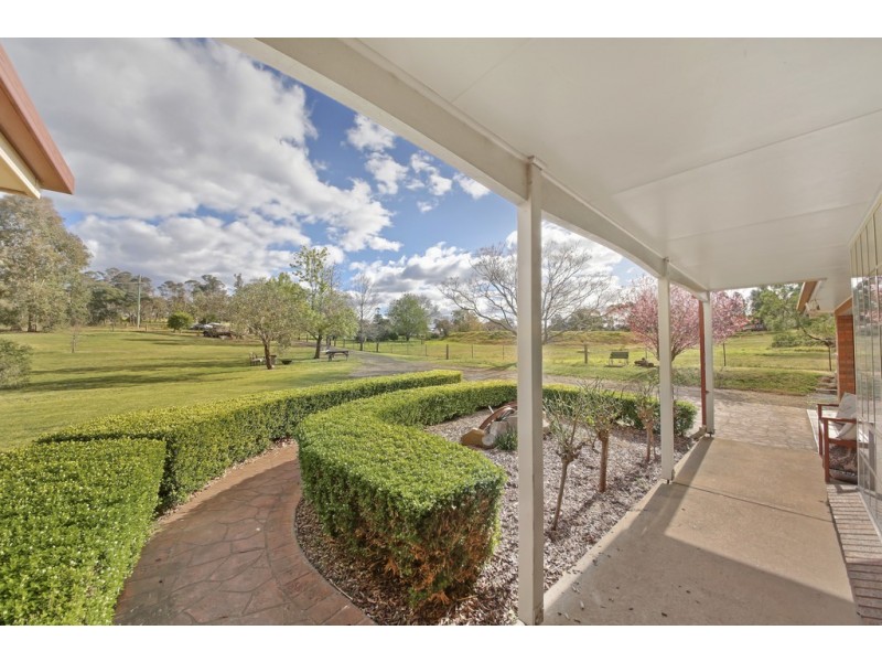 69 TAHMOOR ROAD, Tahmoor NSW 2573