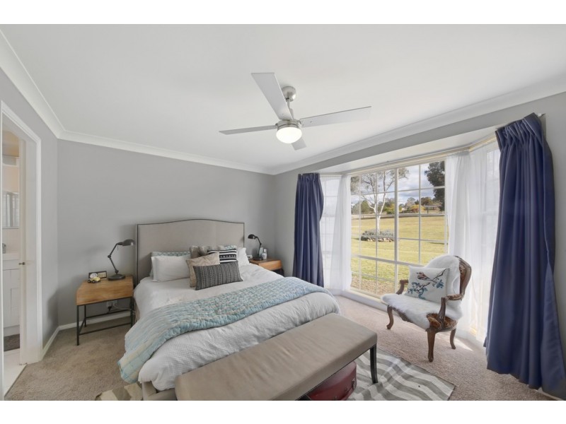 69 TAHMOOR ROAD, Tahmoor NSW 2573
