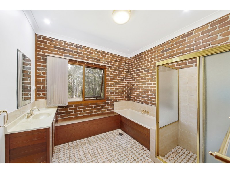 135 Stratford Road, Tahmoor NSW 2573