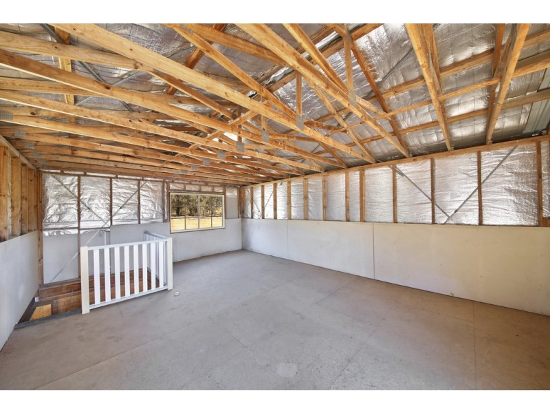 75 Lakes Street, Thirlmere NSW 2572